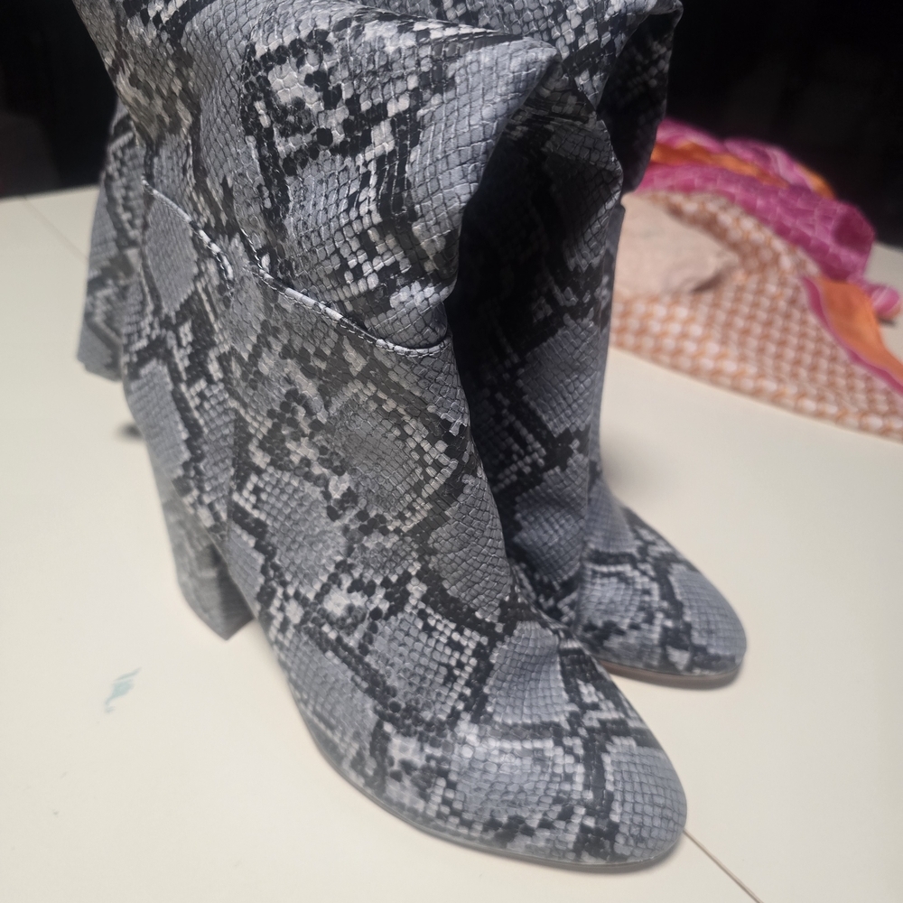Steve Madden Gray Snake Print Heeled Boots - image 4